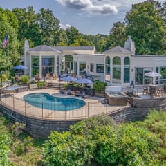 Panoramic Pool Paradise