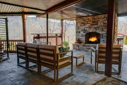Falling Water Lodge - Image 5