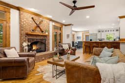 The Lodge at The Huntly Estate - Image 4