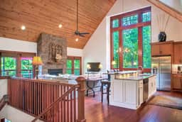 Hot Springs Hideaway - Image 2