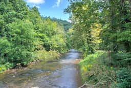 Hot Springs Hideaway - Image 4