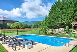 Pisgah Poolside Peaks Retreat - Image 4