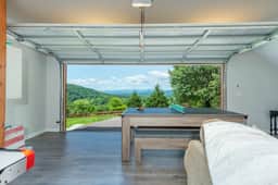 Marshall Skyline Retreat - Image 4