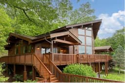 Misty Mountain Retreat - Image 5