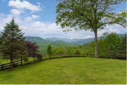 Misty Mountain Retreat - Image 4
