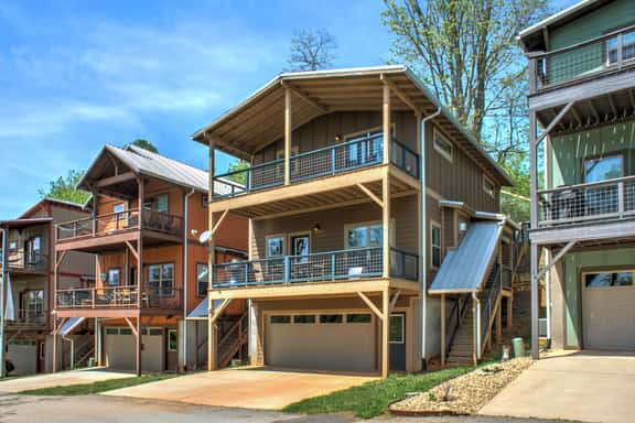 Upstream Cottage - Image 1
