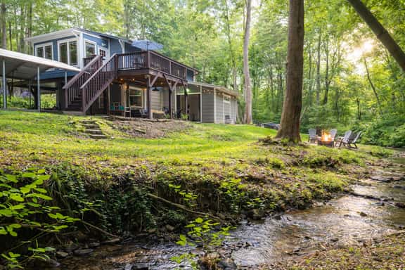 Hoopers Creek Cottage - Image 1