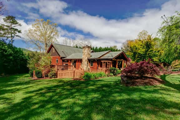 Mountain Laurel Oasis - Image 1
