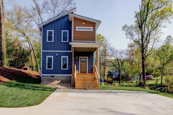 Avondale of Asheville - Image 1