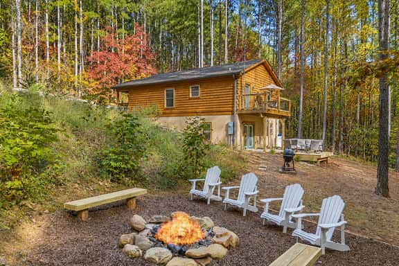 Serenity Cabin - Image 1