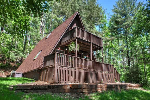 A-Frame Near Mt. Mitchell - Image 1