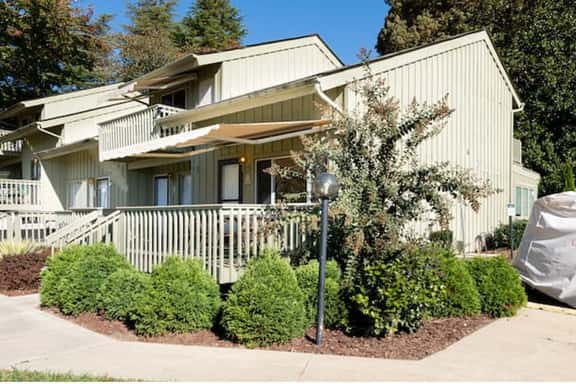 Lake Lure Getaway - Image 1