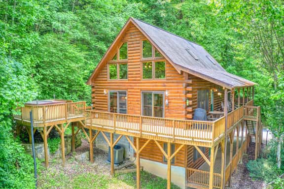 Hickory Ridge Getaway - Image 1