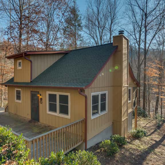 Bear Creek Cabin - Image 1