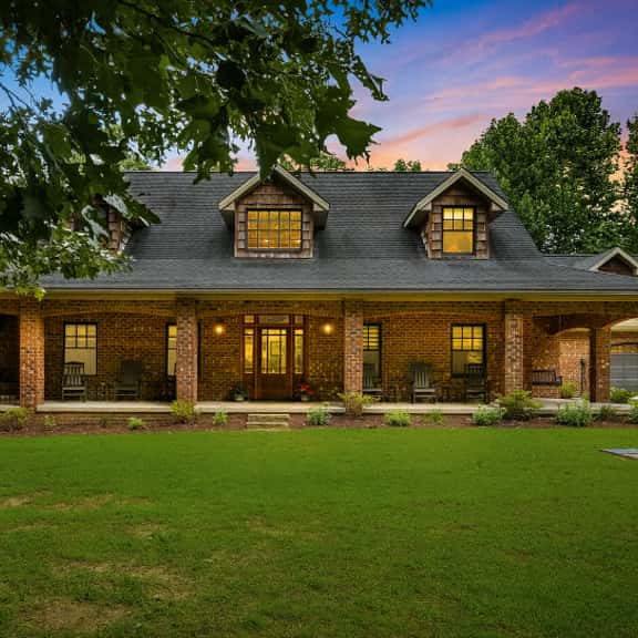 The Lodge at The Huntly Estate - Image 1