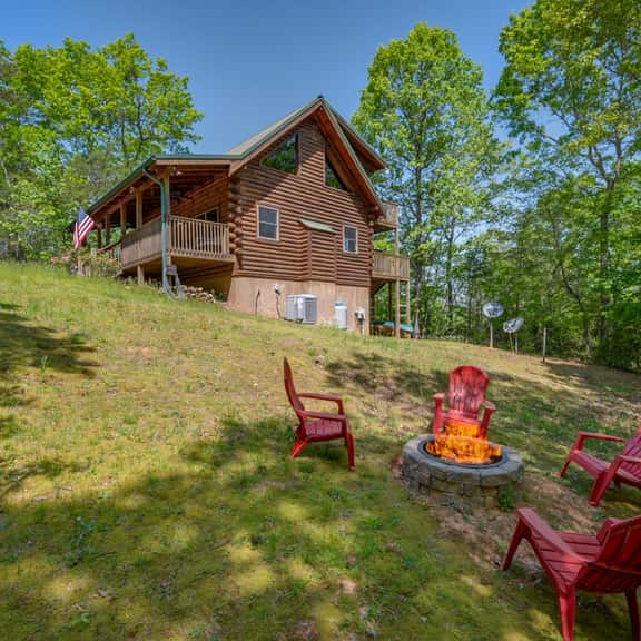 Maple Hill Cabin - Image 1