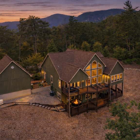 Mountain View Retreat - Image 1