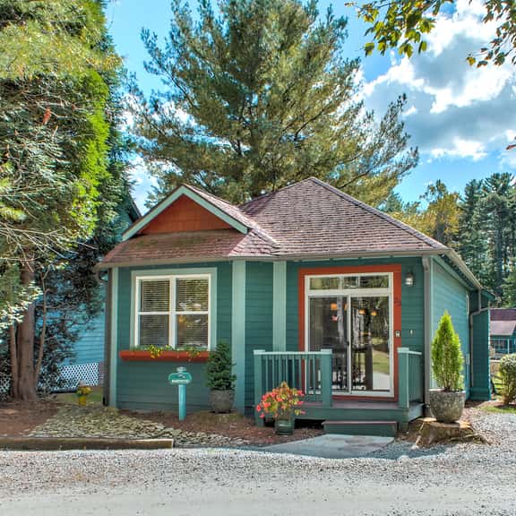 Buttercup Cottage - Image 1