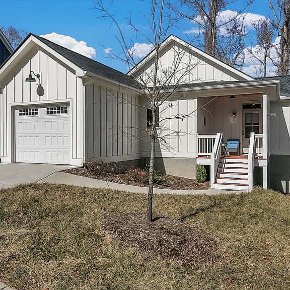 40 Rangeley Drive - Image 1