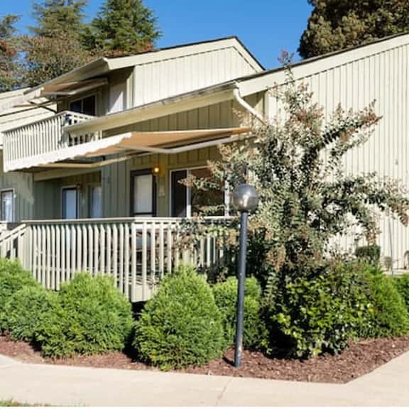 Lake Lure Getaway - Image 1