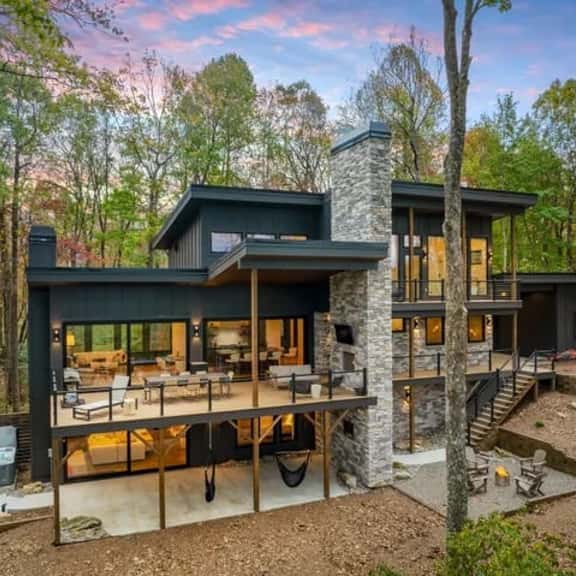 Brevard's Cedar Mountain Retreat - Image 1