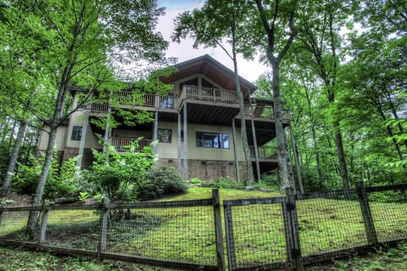 Fairway Mountain Villa - Image 2