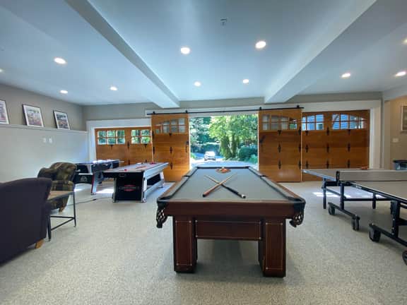 Pine Hollow - Image 4
