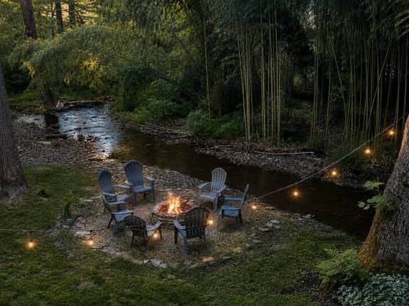 Hoopers Creek Cottage - Image 4