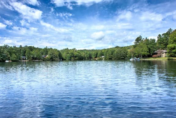 The Oak Lake House on Wanteska - Image 4