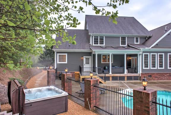 Brush Creek Pool House - Image 5