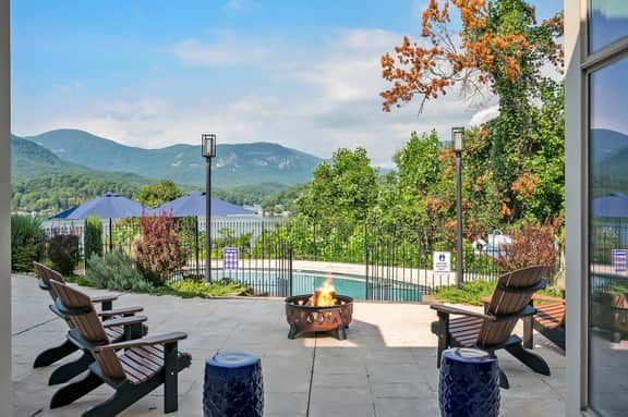 Panoramic Pool Paradise - Image 5