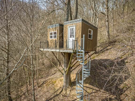 Overlook Mountain Retreat - Image 4
