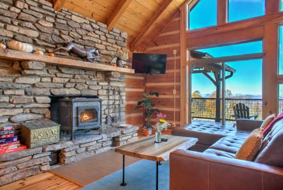Bearwallow Lodge - Image 3