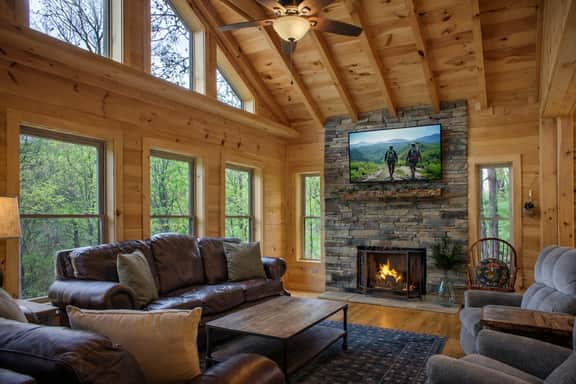 Hemlock Creek Cabin - Image 3