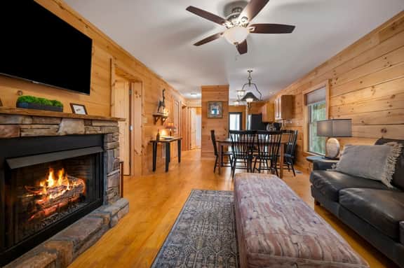 Serenity Cabin - Image 3