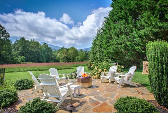 Pisgah Poolside Peaks Retreat - Image 5
