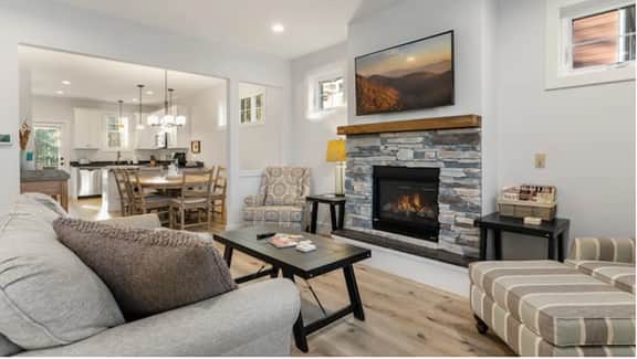 Modern Farmhouse - Image 2