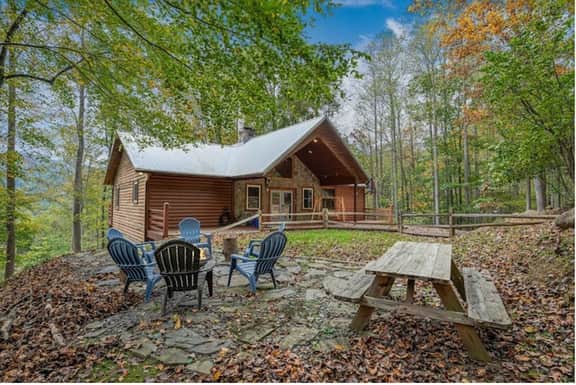 Cabin Royale - Image 2