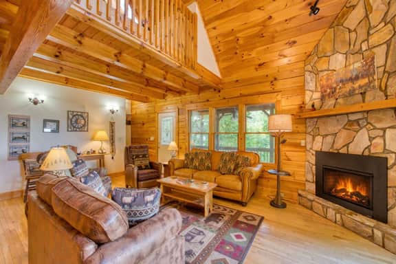 Hickory Ridge Getaway - Image 4